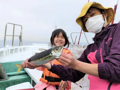 泉佐野マリンライフ（仁王丸・宝来丸・黒潮丸）の2022年5月15日(日)1枚目の写真