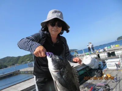 由良海つり公園&釣堀ランドの2022年6月4日(土)1枚目の写真