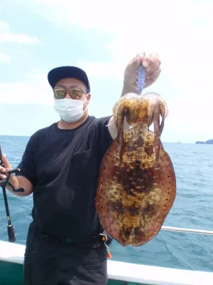 釣り船 久勝丸の2022年6月8日(水)2枚目の写真