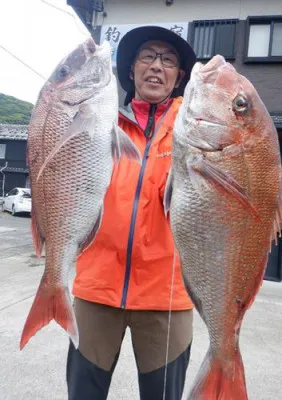 丸銀釣りセンターの2022年5月10日(火)1枚目の写真