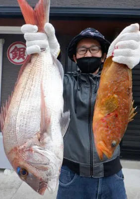 丸銀釣りセンターの2022年5月10日(火)4枚目の写真