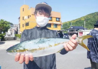 丸銀釣りセンターの2022年6月2日(木)2枚目の写真