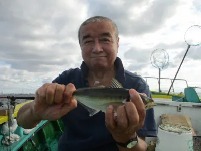 打木屋釣船店の2022年7月8日(金)3枚目の写真