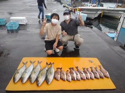 海上つり堀まるやの2022年7月16日(土)1枚目の写真