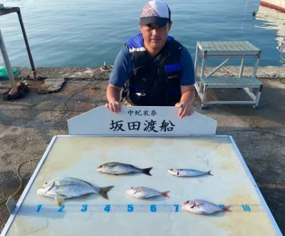 坂田渡船の2022年8月27日(土)5枚目の写真