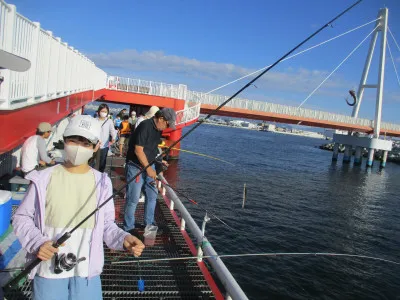 尼崎市立魚つり公園の2022年9月24日(土)1枚目の写真