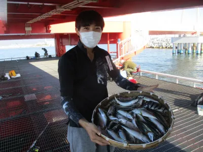 尼崎市立魚つり公園の2022年10月14日(金)1枚目の写真