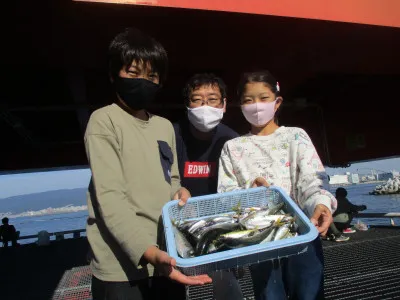 尼崎市立魚つり公園の2022年10月15日(土)1枚目の写真