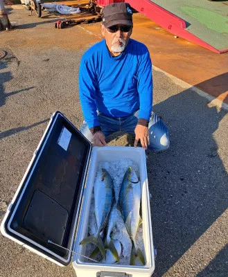 釣り船くわだの2022年10月15日(土)2枚目の写真