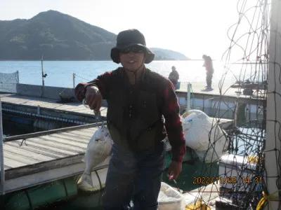 由良海つり公園&釣堀ランドの2022年11月5日(土)5枚目の写真