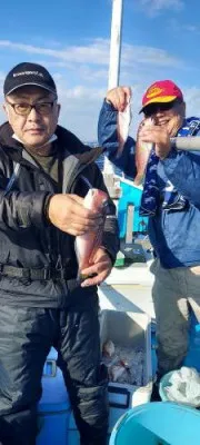 釣り船　岩伊丸の2022年11月18日(金)1枚目の写真