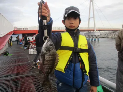 尼崎市立魚つり公園の2022年11月26日(土)1枚目の写真
