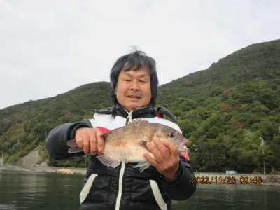 由良海つり公園&釣堀ランドの2022年11月28日(月)2枚目の写真