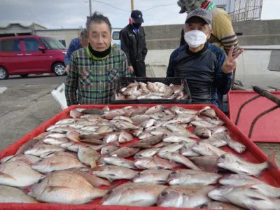 奥村釣船の2022年12月8日(木)3枚目の写真