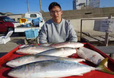 奥村釣船の2022年12月9日(金)4枚目の写真