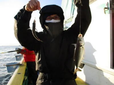 打木屋釣船店の2022年11月18日(金)4枚目の写真