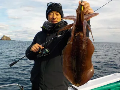 釣り船 久勝丸の2022年12月2日(金)3枚目の写真
