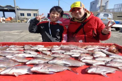 奥村釣船の2023年2月4日(土)3枚目の写真