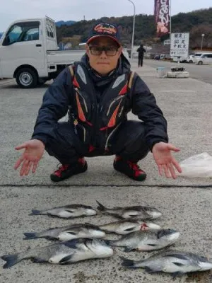 瀬渡し 浜栄丸の2023年2月11日(土)3枚目の写真