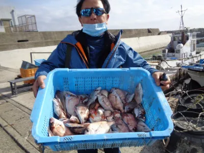 奥村釣船の2023年2月12日(日)3枚目の写真