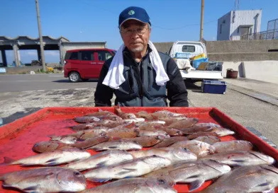 奥村釣船の2023年3月15日(水)3枚目の写真