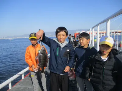 尼崎市立魚つり公園の2023年3月29日(水)1枚目の写真