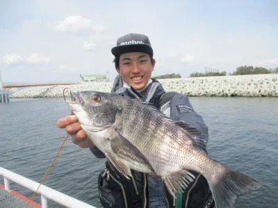 尼崎市立魚つり公園の2023年4月2日(日)1枚目の写真