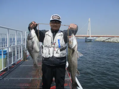 尼崎市立魚つり公園の2023年4月13日(木)2枚目の写真
