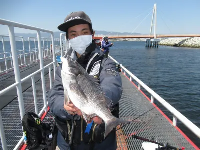 尼崎市立魚つり公園の2023年4月22日(土)1枚目の写真