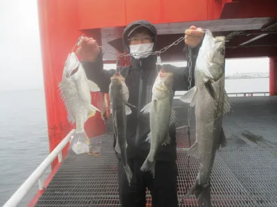 尼崎市立魚つり公園の2023年4月26日(水)1枚目の写真