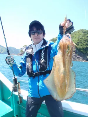 釣り船 久勝丸の2023年4月27日(木)1枚目の写真
