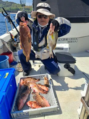 釣り船くわだの2023年4月28日(金)3枚目の写真