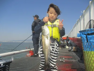 尼崎市立魚つり公園の2023年5月1日(月)1枚目の写真