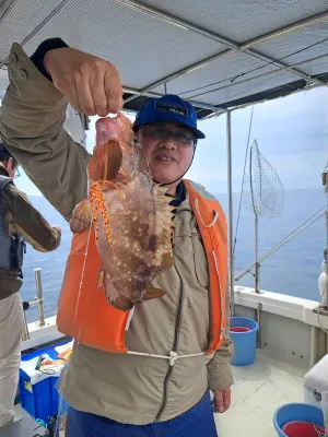 釣り船くわだの2023年4月29日(土)5枚目の写真