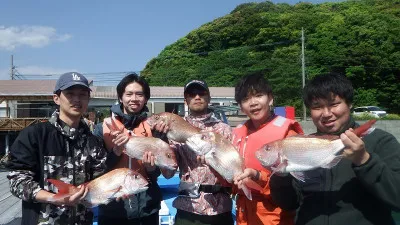 真珠・山本釣り筏の2023年5月1日(月)1枚目の写真