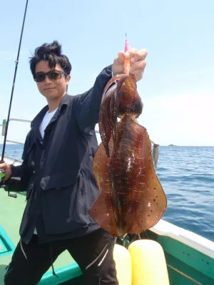 釣り船 久勝丸の2023年5月4日(木)3枚目の写真