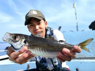 泉佐野マリンライフ（仁王丸・宝来丸・黒潮丸）の2023年5月2日(火)2枚目の写真