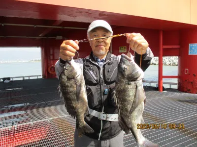 尼崎市立魚つり公園の2023年5月10日(水)2枚目の写真