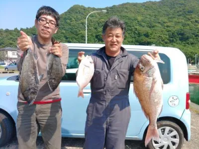 瀬渡し 浜栄丸の2023年5月16日(火)2枚目の写真