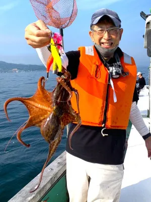 泉佐野マリンライフ（仁王丸・宝来丸・黒潮丸）の2023年7月4日(火)4枚目の写真