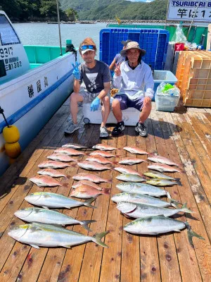 海上釣堀 辨屋の2023年8月4日(金)4枚目の写真