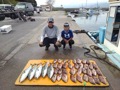 海上つり堀まるやの2023年8月30日(水)1枚目の写真