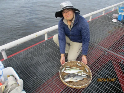 尼崎市立魚つり公園の2023年10月7日(土)1枚目の写真