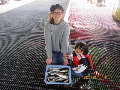 尼崎市立魚つり公園の2023年10月15日(日)1枚目の写真