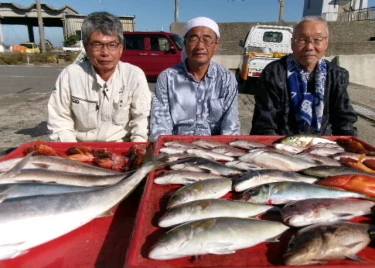 奥村釣船の2023年10月18日(水)1枚目の写真