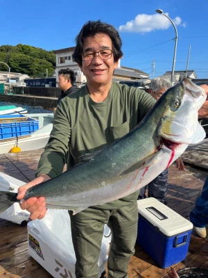 海上釣堀 辨屋の2023年10月28日(土)2枚目の写真