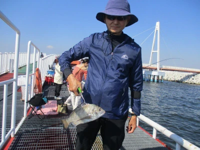 尼崎市立魚つり公園の2023年11月1日(水)2枚目の写真