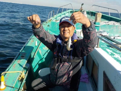 打木屋釣船店の2023年10月24日(火)4枚目の写真