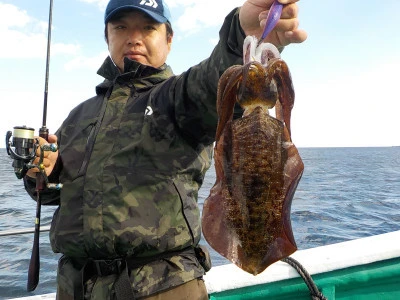 釣り船 久勝丸の2023年10月28日(土)4枚目の写真