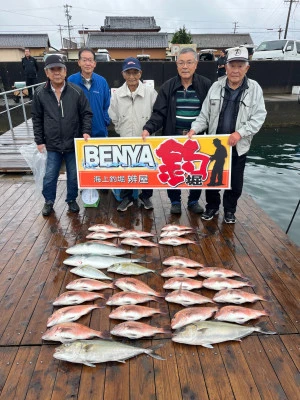 海上釣堀 辨屋の2023年11月10日(金)3枚目の写真